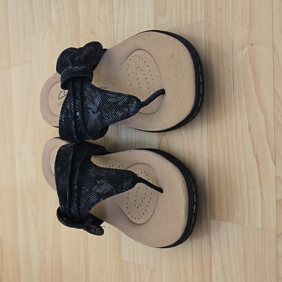 Clarks Womens Laurieann Rae Black Sandals Flip Floops Size 6 - Picture 3 of 14